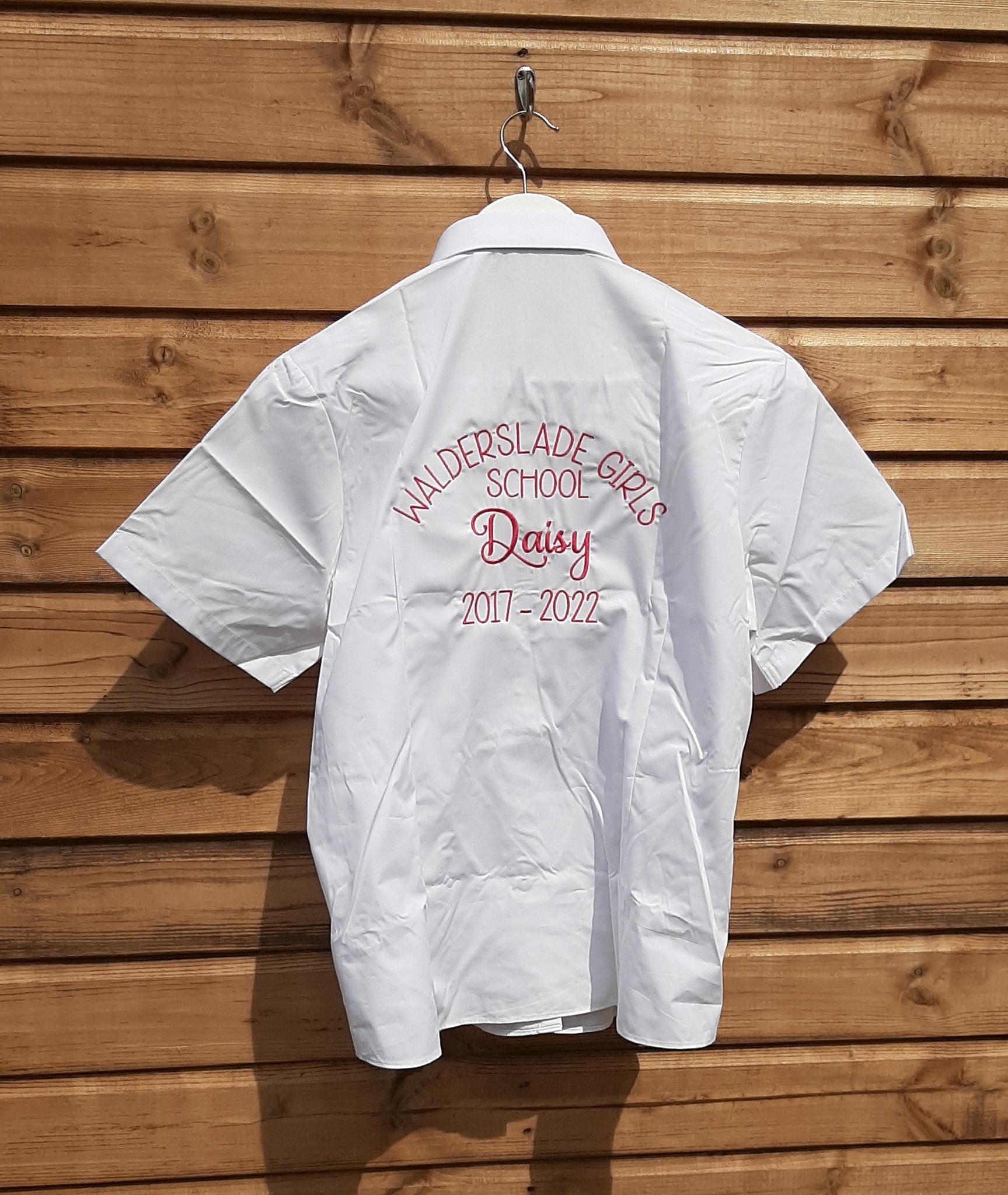Leavers signing shirt schools last day customisable personalised embroidered shirt with school name and dates perfect for primary and secondary school daisy