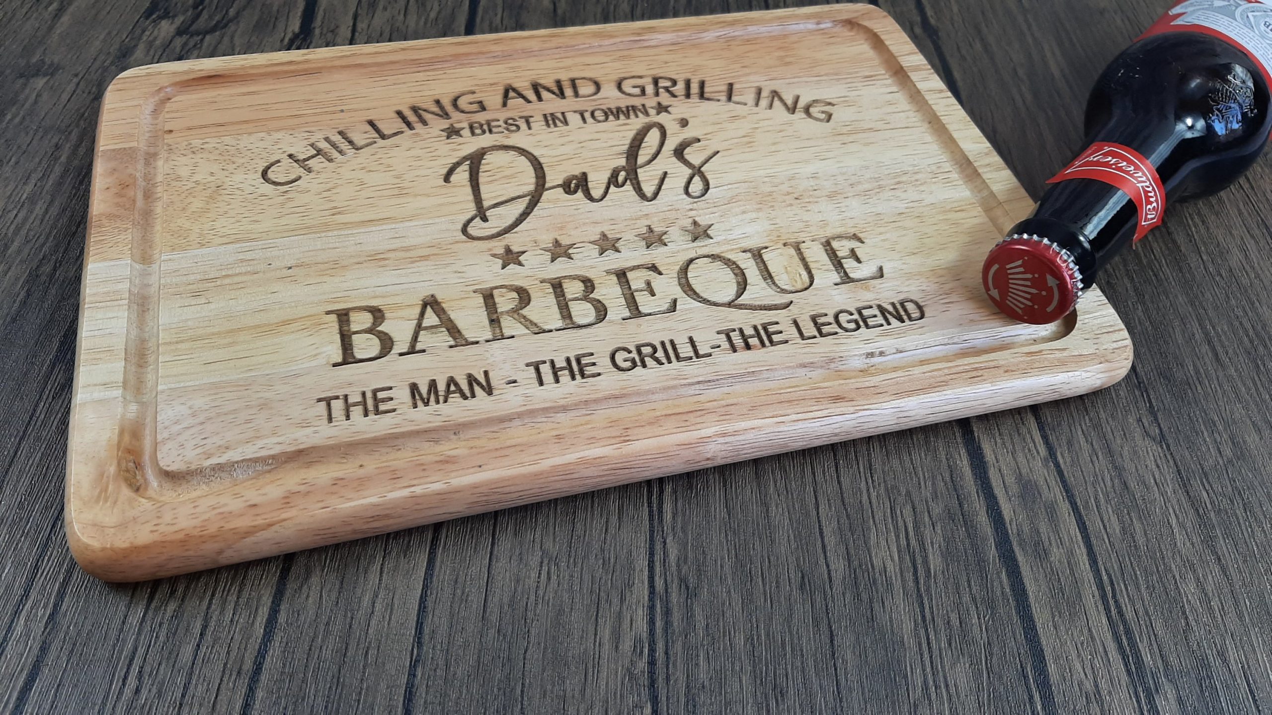 BARBEQUE Wooden Chopping Board personalised for dads