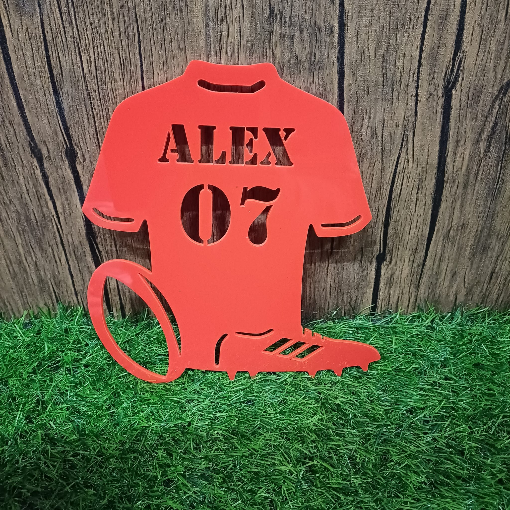 Sports sign in 3mm acrylic for footbal or rugby fans teams. alex Personalised t shirt man u fan red blue west ham
